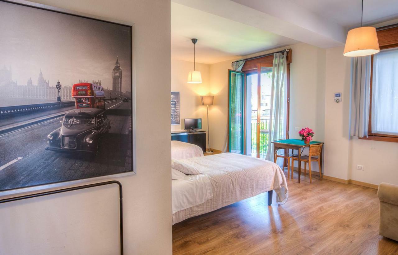 Rita'S Garden Bed and Breakfast San Vittore Olona Εξωτερικό φωτογραφία